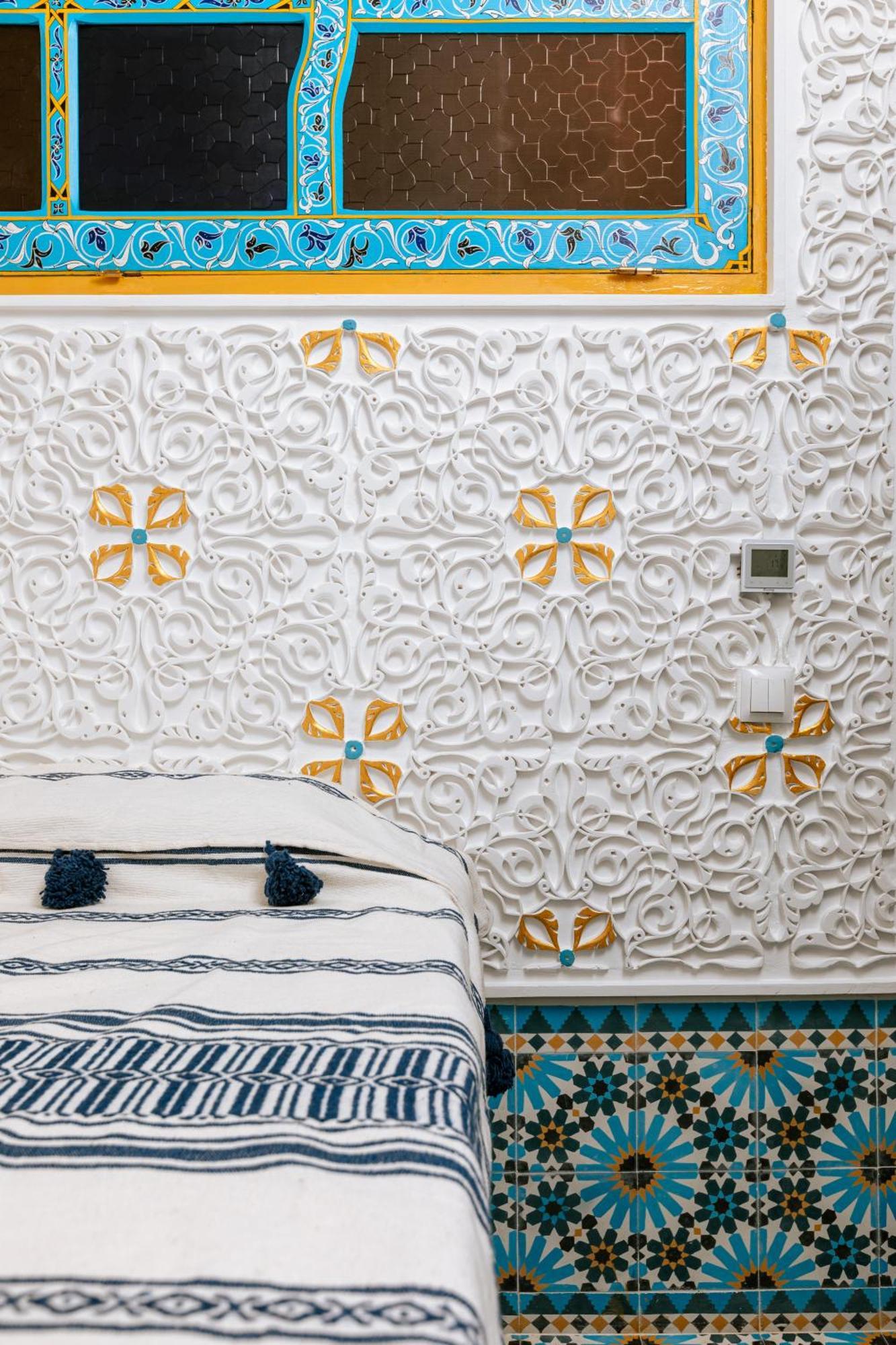 Colorful Traditional Riad W/Views Of Spain 丹吉尔 外观 照片